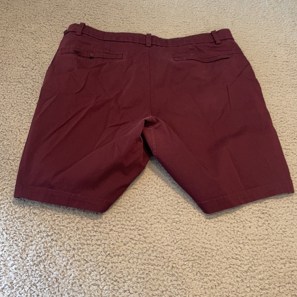 Lululemon Commission Short Chino 9" *Slim size 34 - Picture 6 of 7